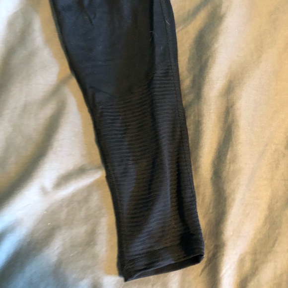 Garage size Small black athletic wear pants with mesh detailing. - Picture 2 of 3